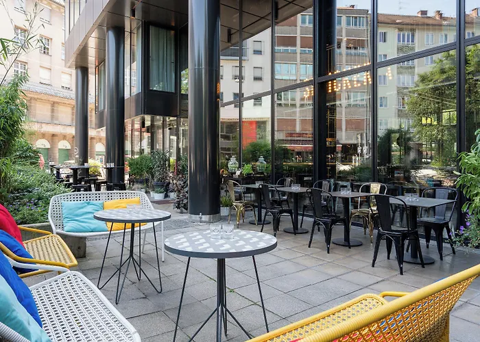 Ruby Lilly 4* München