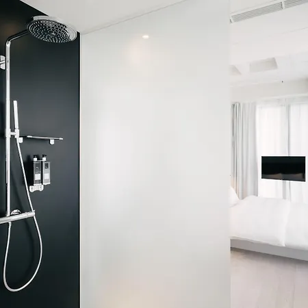 ルビー リリー ホテル ミュンヘン