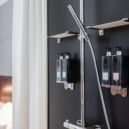 Ruby Lilly By Ihg Szálloda 4*