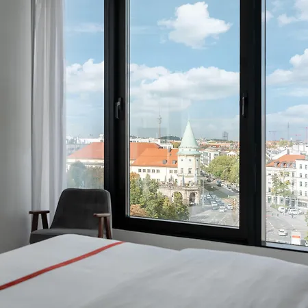 Ruby Lilly By Ihg 4*