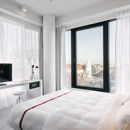 Ruby Lilly Hotel 4*
