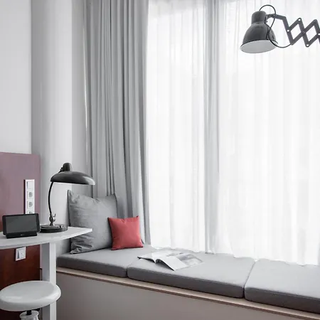 Ruby Lilly Hotel