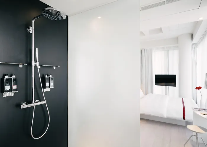 Ruby Lilly Hotel München